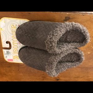Isotoner Slippers